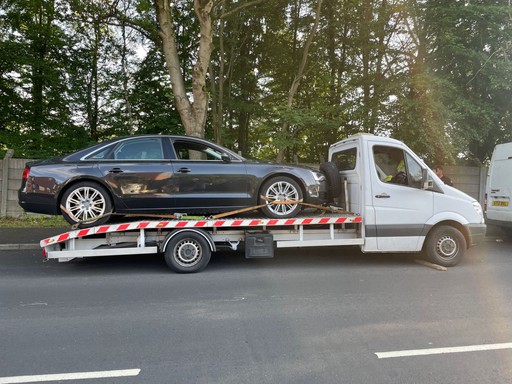 Breakdown recovery services roadside assistance 24