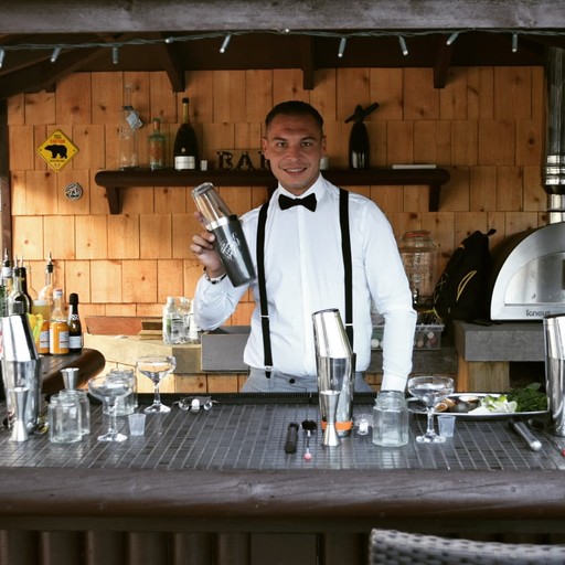 Robert Cristea - Beyond Flavour bartender