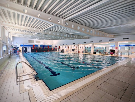 The centre boasts a 25m main pool as well as a smaller teaching pool. Here, we host a variety of different swim sessions to suit those of all abilities, including our award-winning swimming lessons.