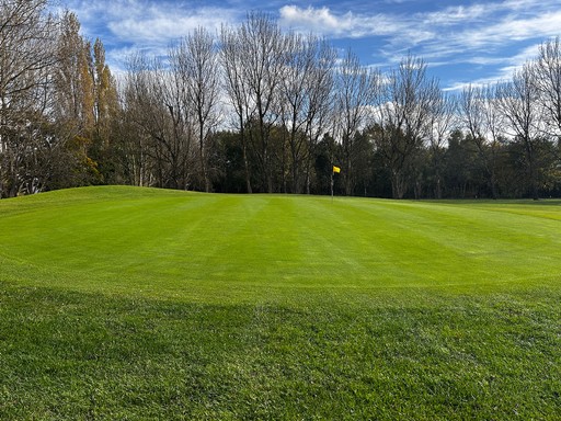 Tinsley Park Golf Course, a historic municipal course nestled in Sheffield, England, offers a diverse golfing experience. Established in 1906, this 6,336-yard, par-72 course features a captivating array of holes designed to challenge golfers of all skill levels.