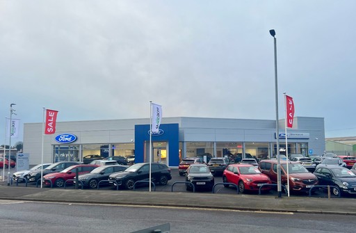 Stonacre Scunthorpe, front view of dealership