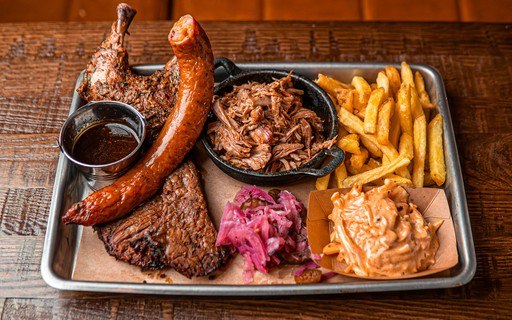The Carnivore BBQ Tray