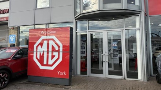 Evans Halshaw MG York Entrance