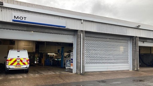 Ford Service Centre East Kilbride exterior