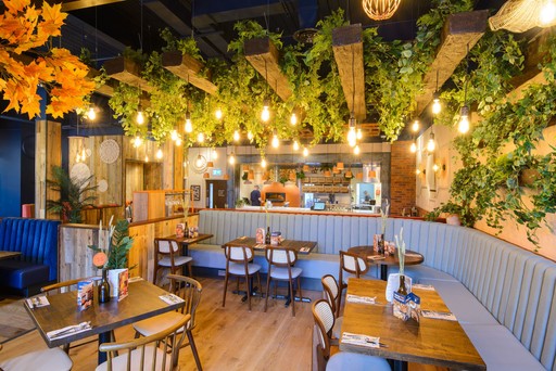Zizzi Chester - Interiors