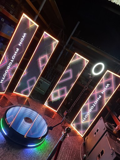 360 photo Booth with LED Video Screens