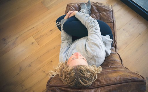 Female client during a Rewind Therapy session