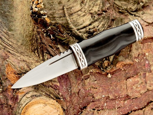 Handcrafted sgian dubh