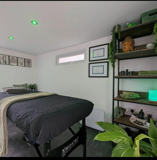 Massage room 