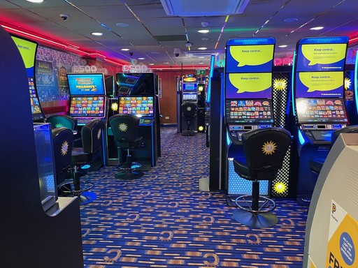 MERKUR Slots Cowley Inside